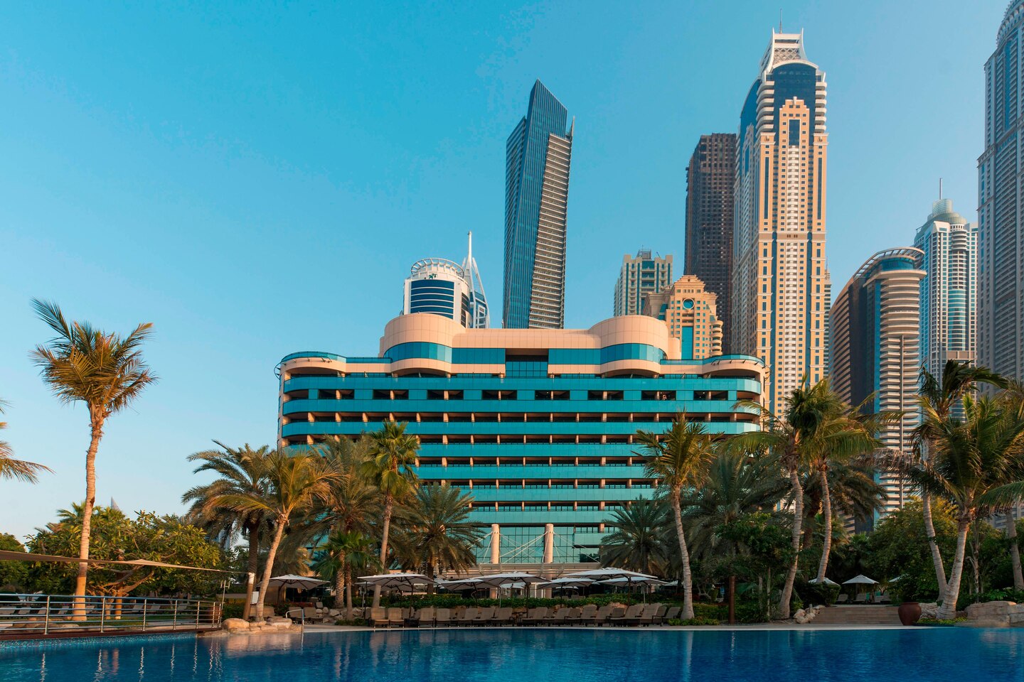 Le Meridien Mina Seyahi Beach Resort & Marina 5*